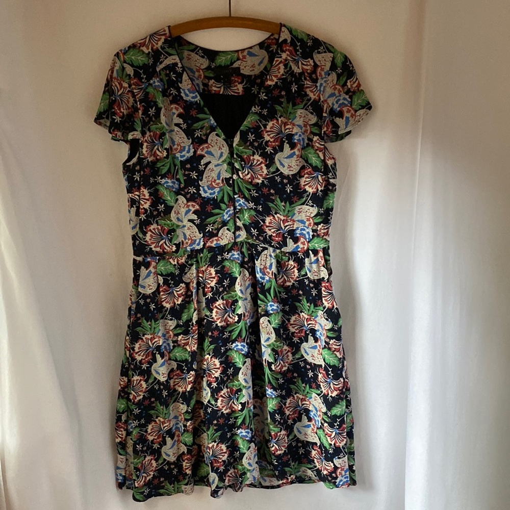J. Crew Island Floral Button Front Dress, size 6 - Picture 3 of 6